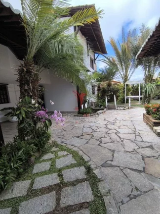 Imagem Linda casa com Jardim, 4 quartos , sendo 3 Suites , 4 Vagas, no Bairro Capim Macio, Natal