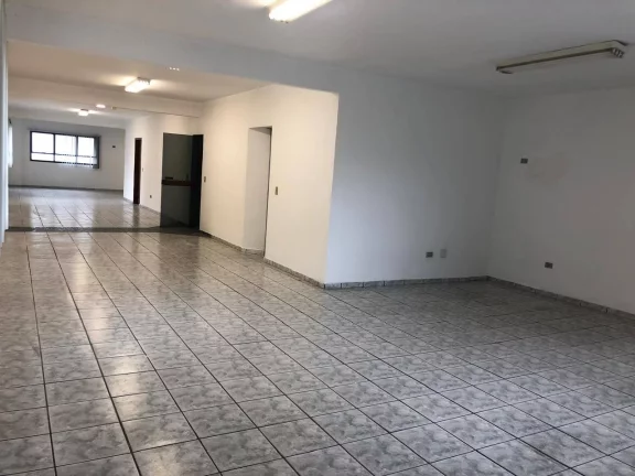 Imagem Prédio Comercial em Santos para locação com 1000m² com elevador!