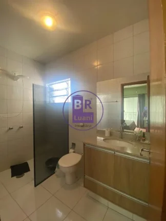 Imagem Sobrado residencial com galpão comercial próximo ao Shopping Boulevard