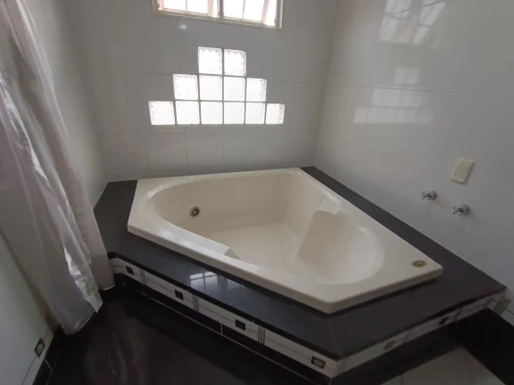 Imagem Sobrado De 4/4 Sendo 2 Suites Plenas Sozinho No Lote No Jardim Da Luz
