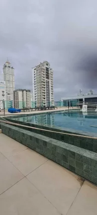 Imagem Apartamento com 2 dormitórios sendo 1 suíte e 1 vaga de garagem em Balneário Camboriú/SC