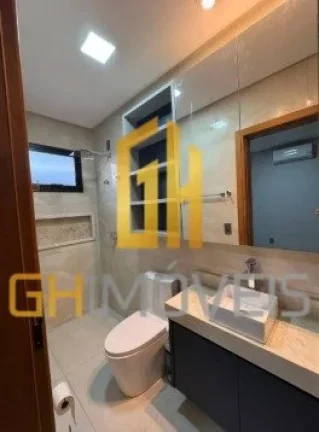 Imagem A casa possui:

-3 suítes amplas
-Mobiliada inclusive com eletrodomésticos:
-Smartv OLED
-Sofá re...