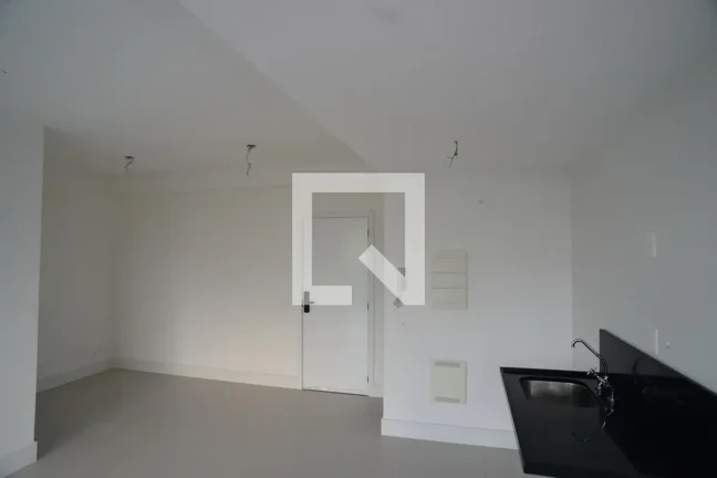 Imagem Apartamento à Venda - Barra da Tijuca, 2 Quartos, 75 m2