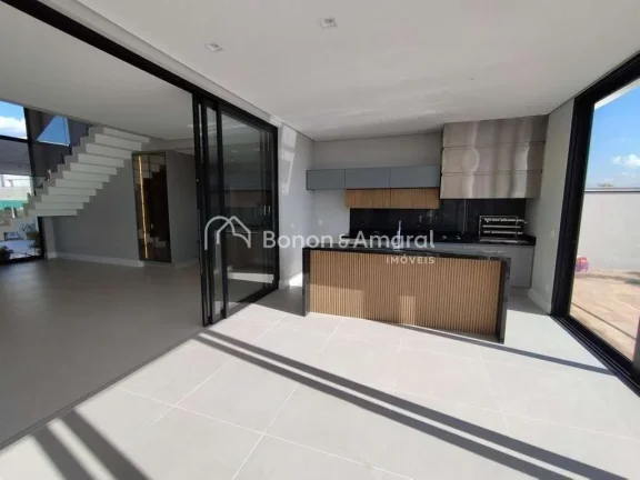 Imagem Magnífico e espaçoso sobrado, recém construído, com área construída de 378 m². Arquitetura co...