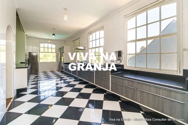 Imagem Casa com 5 quartos, sendo 4 suítes na Granja Viana - Carapicuíba/SP