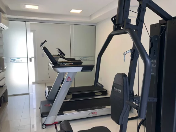 Imagem Apartamento com 3 dormitórios sendo 3 suítes e 2 vagas de garagem em Balneário Camboriú/SC