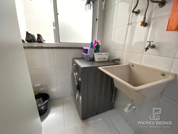 Imagem Apartamento à venda, 60 m² por R$ 470.000,00 - Artistas - Teresópolis/RJ