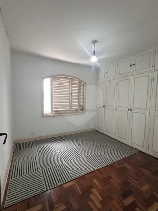 Imagem Casa à venda ou para alugar com 4 quartos, sendo 1 suíte, em Butantã, São Paulo - SP
