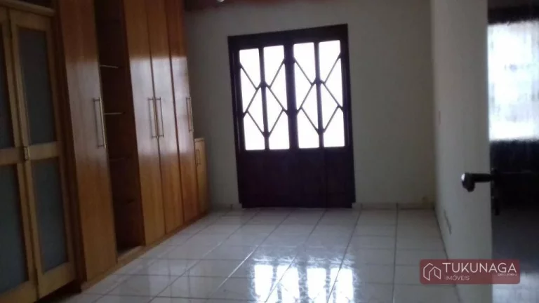 Imagem Sobrado com 3 quartos à venda, 220 m² por R$ 880.000 - Parque Renato Maia - Guarulhos/SP