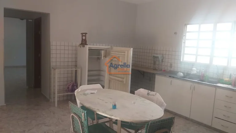Imagem Chácara à venda no bairro Condomínio de Chácaras Santa Isabel - Mogi Mirim/SP