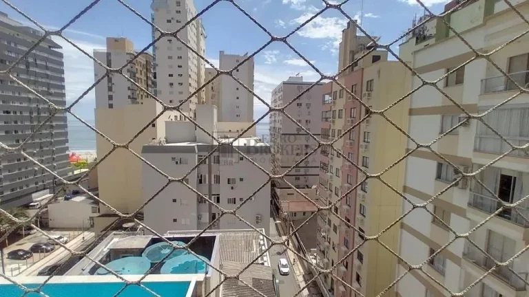 Imagem Apartamento Quadra Mar com 3 dormitórios à venda no Centro de Balneário Camboriú