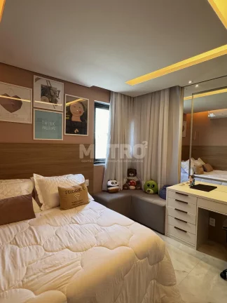 Imagem Casa à venda, no Alphaville com 4 suítes, todas com closet, Gourmet com piscina.