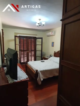 Imagem Sobrado á venda no Ipiranga 4 dormitórios 2 suítes 2 vagas 4 banheiros