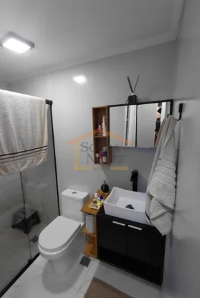 Imagem Apartamento reformado, 3 dormitórios, sendo 1 suíte, sala para 2 ambientes, sacada, cozinha com ar...