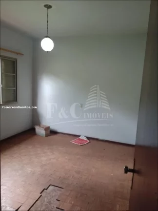 Imagem Casa para Venda em Iracemápolis, Centro, 5 dormitórios, 1 banheiro, 1 vaga