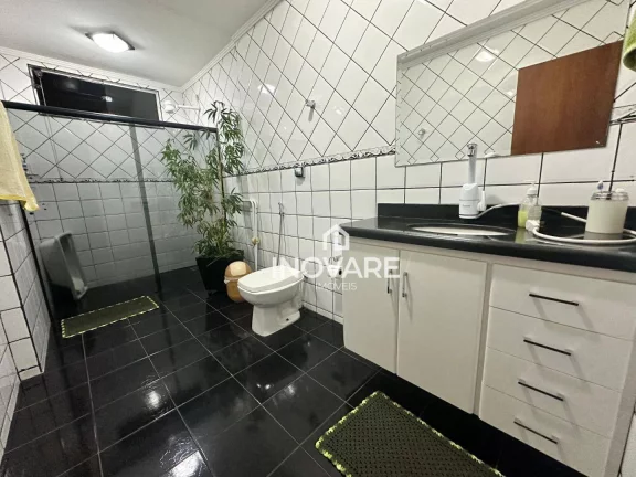 Imagem Casa com 4 dormitórios à venda, 400 m² por R$ 1.900.000,00 - Vila de Furnas - Itumbiara/GO