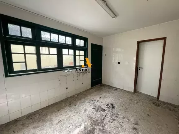 Imagem Novo Leblon - Casa localizada na melhor rua do condominio. Oportunidade de retrofit. Atenção construtrores!!!