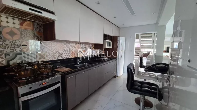 Imagem Oportunidade em GRAÇAS: 210m², 03qts, 01suite, 02vagas..