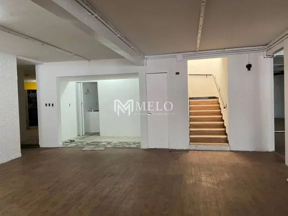 Imagem Oportunidade em PIEDADE: Casa Comercial, 800m², 03qts, 01suite,,.