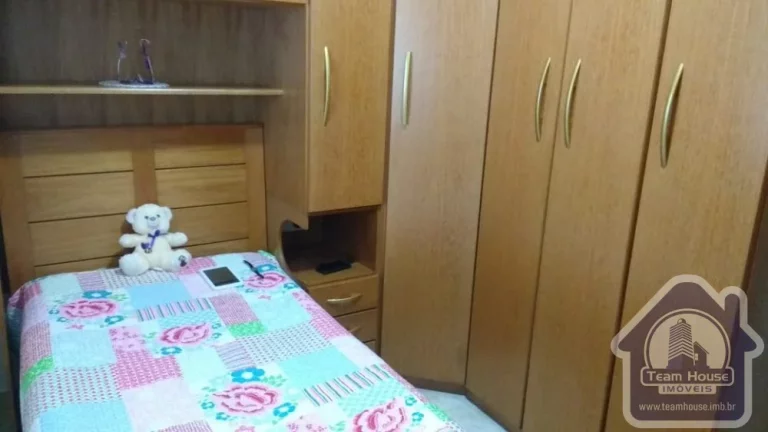 Imagem Sobrado a Venda em Ferraz de Vasconcelos