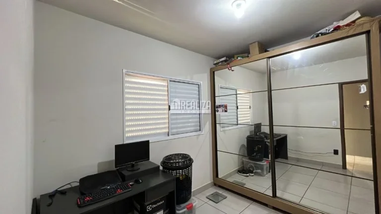Imagem Casa à venda no bairro Loteamento Residencial Tamareiras em Uberaba.