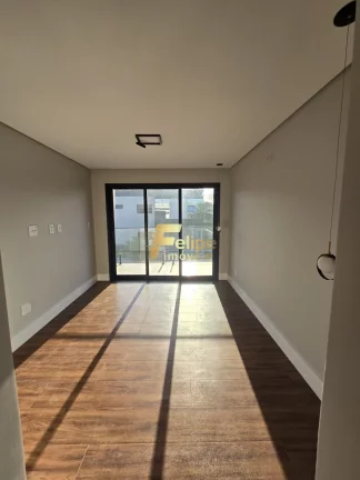 Imagem CASA DE ALTO PADRÃO EM CONDOMÍNIO FECHADO!