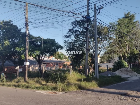 Terreno de esquina, 600 m² no bairro Juscelino Kubitschek, próximo a faixa de Sã