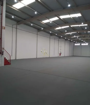 Imagem Galpão industrial de 1.000m² em condomínio para locação em Sorocaba-SP, bairro Iporanga.