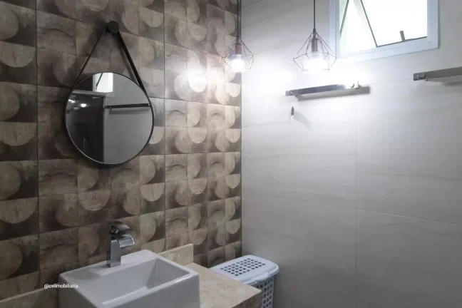 Imagem Esta ampla casa de aproximadamente 180 m² oferece um ambiente acolhedor, funcional e muito bem dist...