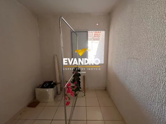 Imagem Casa em Condomínio para Venda em Cuiabá / MT no bairro Jardim Imperial