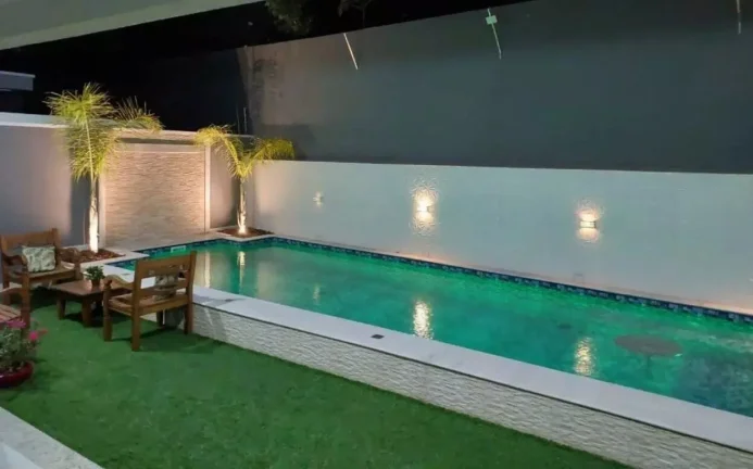 Imagem Casa para Venda em Atibaia, Vila Gardenia, 3 dormitórios, 2 suítes, 3 banheiros, 4 vagas