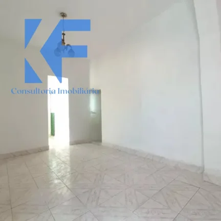 Imagem Lindo e aconchegante lar à venda! Esta encantadora casa antiga possui tudo o que você precisa: 2 quartos aconchegantes, uma espaçosa sala de estar