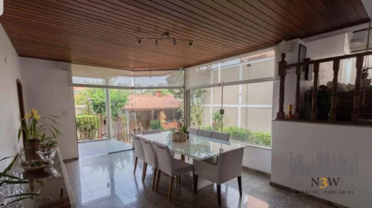 Imagem Casa à venda no City América São Paulo SP com 5 dormitórios, 5 suítes, 6 vagas de garagem e 383m².