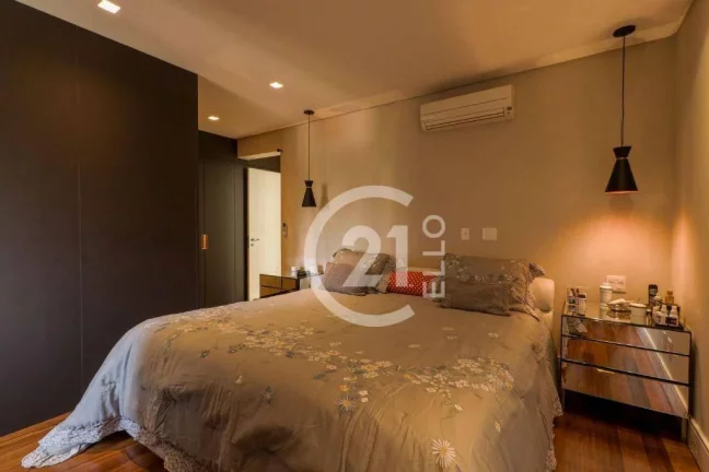 Imagem Casa com 4 dormitórios à venda, 420 m² por R$ 9.770.000,00 - Pacaembu - São Paulo/SP