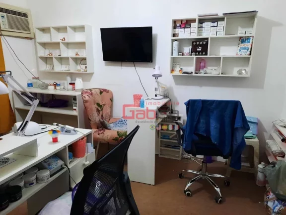Imagem 2 Lojas + Apartamento