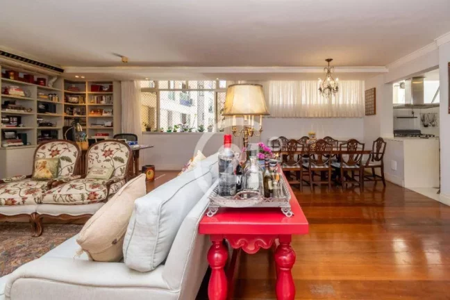 Imagem Jardins, parte plana, 183m²