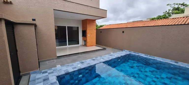 Imagem CASA RESIDENCIAL em Barra Velha - SC, Centro
