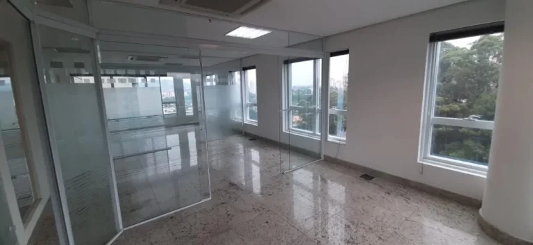 Imagem Sala Comercial em Alphaville 100m²