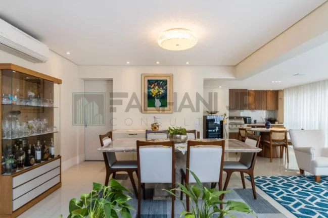 Imagem Imperdível oportunidade: Apartamento de alto padrão com 3 suítes e 3 vagas na Vila Nova Conceição, São Paulo-SP!