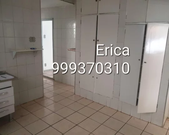 Imagem Casa térrea, 2 dormitórios, 2 banheiros, 2 salas, 2 vagas de garagem FL11