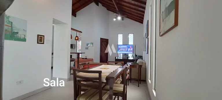 Imagem Sobrado com piscina 3 quartos 2 suítes próximo a praia em Praia Grande