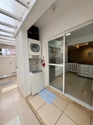 Imagem Sobrado à venda com 3 quartos, sendo 1 suíte, no condomínio Rio Preto, Atibaia - SP