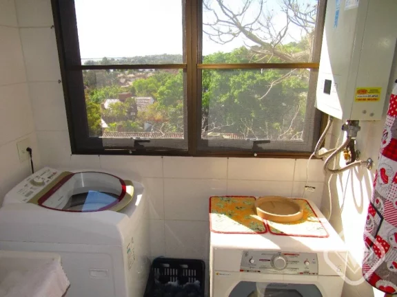 Imagem Acordar com o Guaíba na sua janela é mais do que morar, é viver melhor.

Apartamento de alto padr...