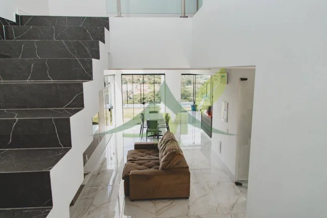 Imagem Casa de Alto Padrão à Venda – Nazaré Paulista