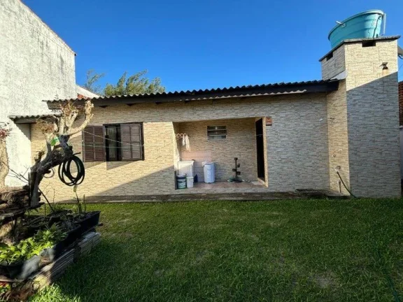 Imagem Casa 2 Dormitórios - Bairro Marambaia
