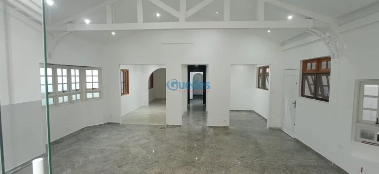 Imagem Ponto Comercial em Vila Andrade - 225m², para locação.