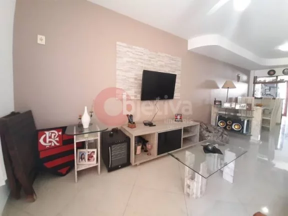 Imagem Casa com 2 dormitórios à venda, 90 m² por R$ 400.000,00 - Peró - Cabo Frio/RJ