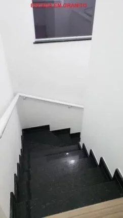 Imagem Sobrado Maravilhoso com 170 m² 3 Dormitorios 3 Suítes e 4 Vagas de Garagem