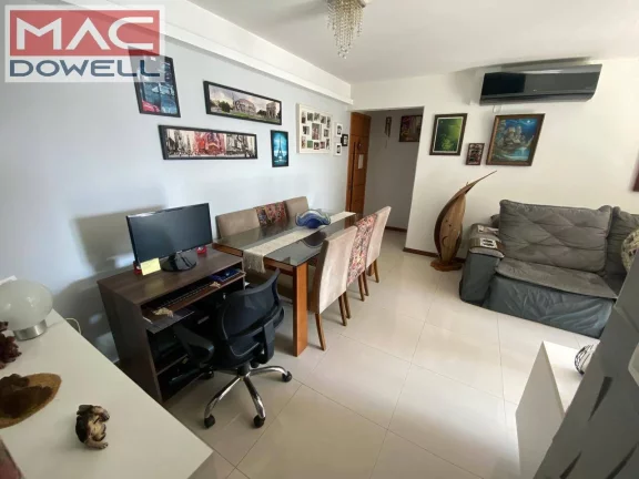 Imagem Apartamento de 90 m² / 2 Quartos (1 suíte) - Icarai - Niterói / RJ