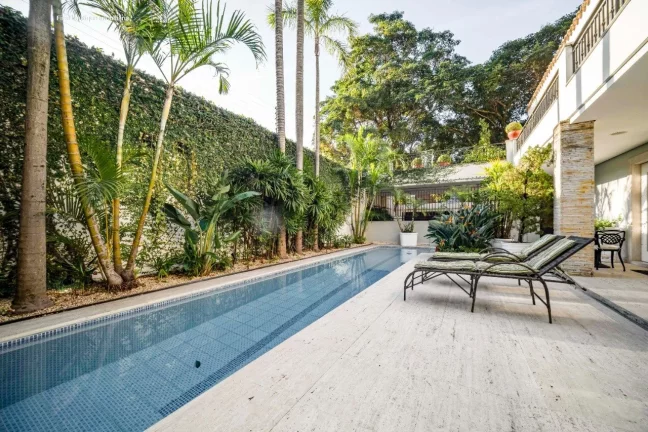 Imagem Casa com 3 Quartos à Venda, 483 m² em Vila Nova Conceição - São Paulo